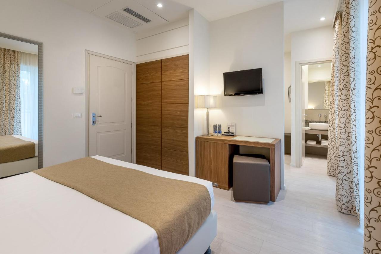 Hotel San Marco กัตตอลิกา ภายนอก รูปภาพ