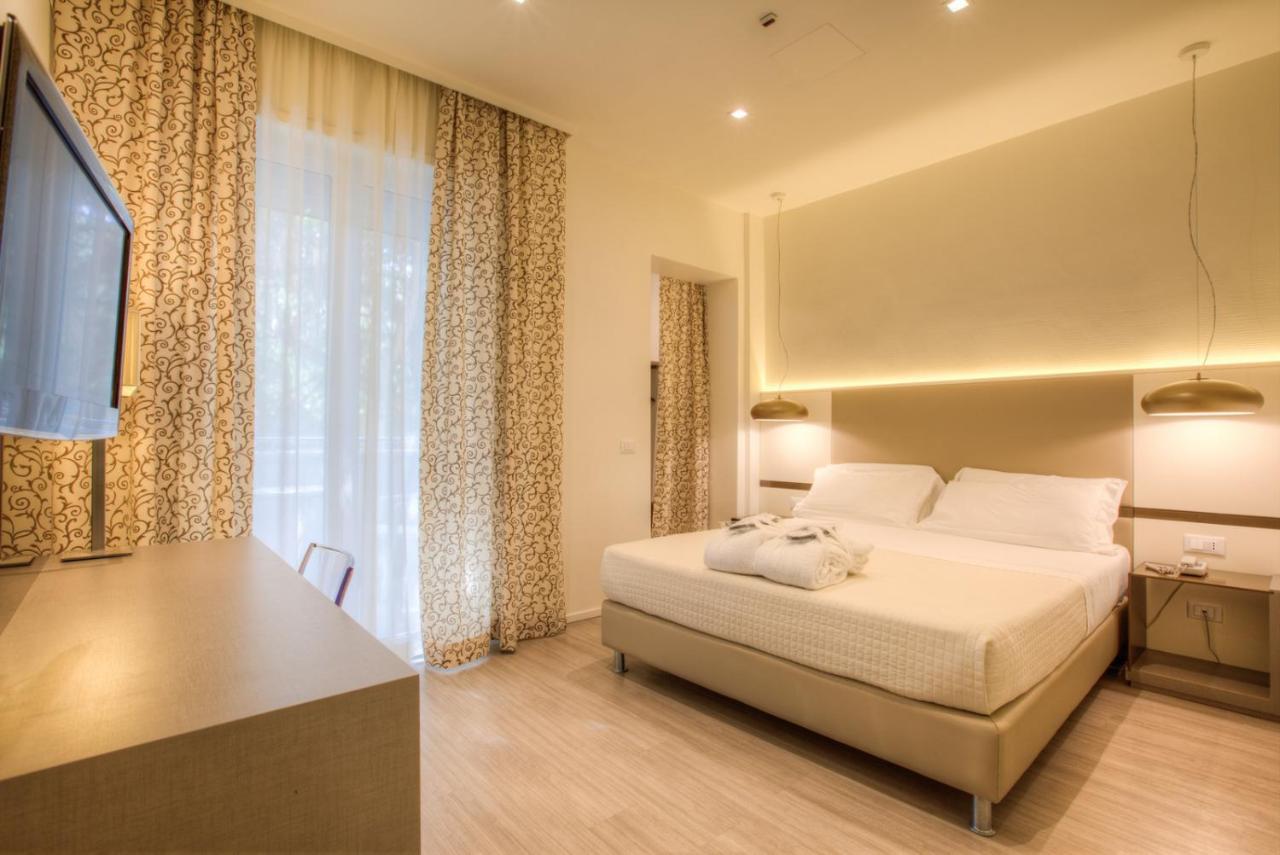 Hotel San Marco กัตตอลิกา ภายนอก รูปภาพ